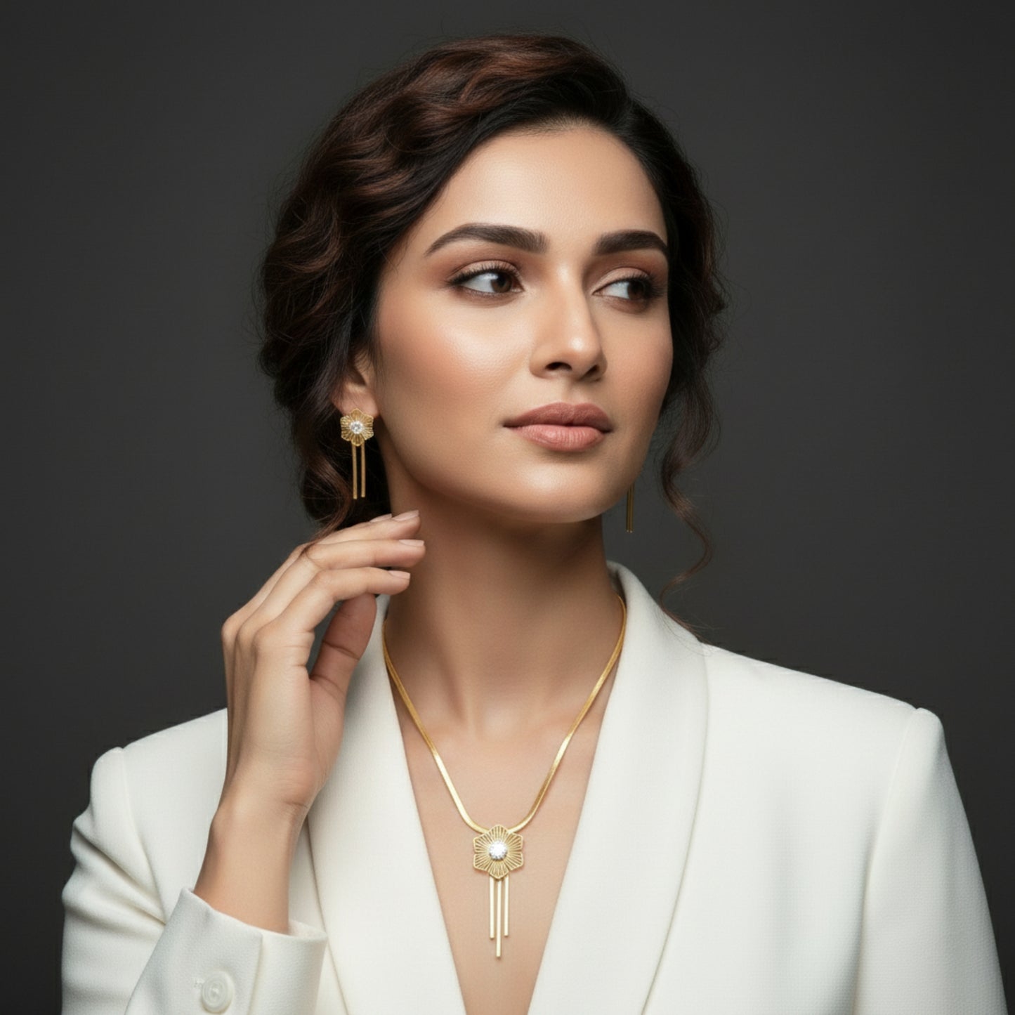 Floral Gold-Plated Necklace & Earrings Set | Lightweight Crystal